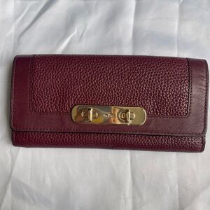 Coach Slim Envelope Wallet in pebbled leather